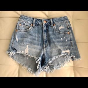 Mavi Rosie Mid Retro 80’s High Rise Shorts Size 24